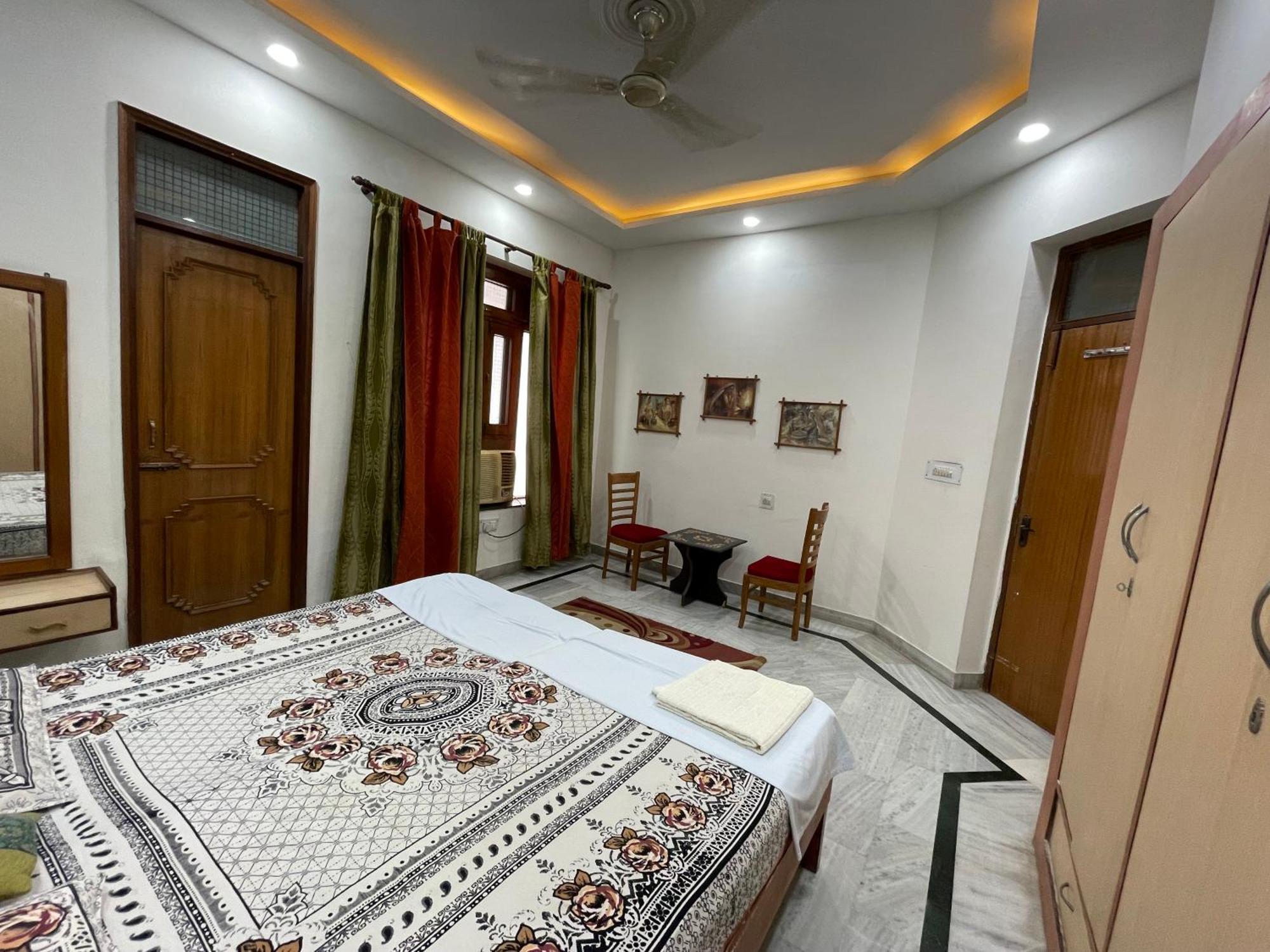 N Homestay Agra Tājganj Dış mekan fotoğraf