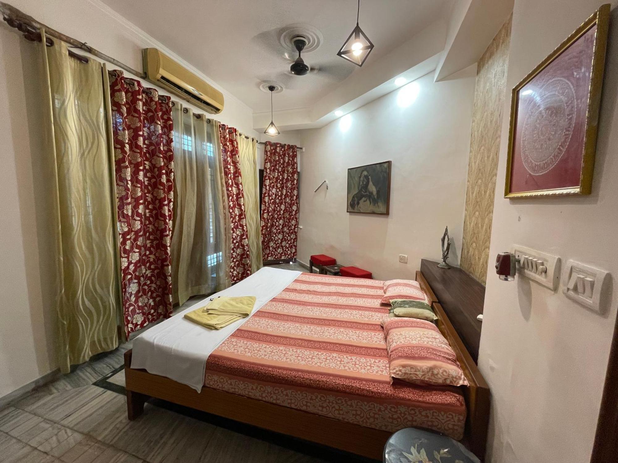 N Homestay Agra Tājganj Dış mekan fotoğraf